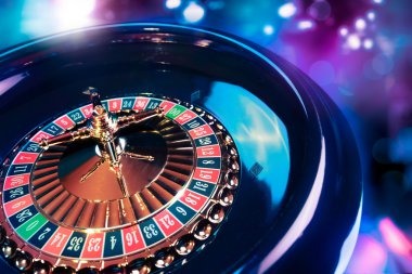 vc777 লাইভ স্টুডিও থেকে সরাসরি Teen Patti মনস্টার ট্রিপল খেলা